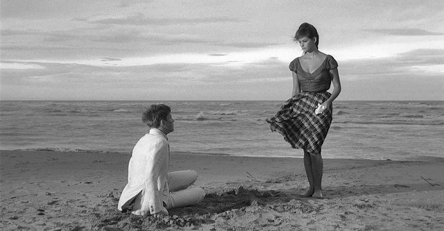 Imagen de la película "La chica con la maleta"